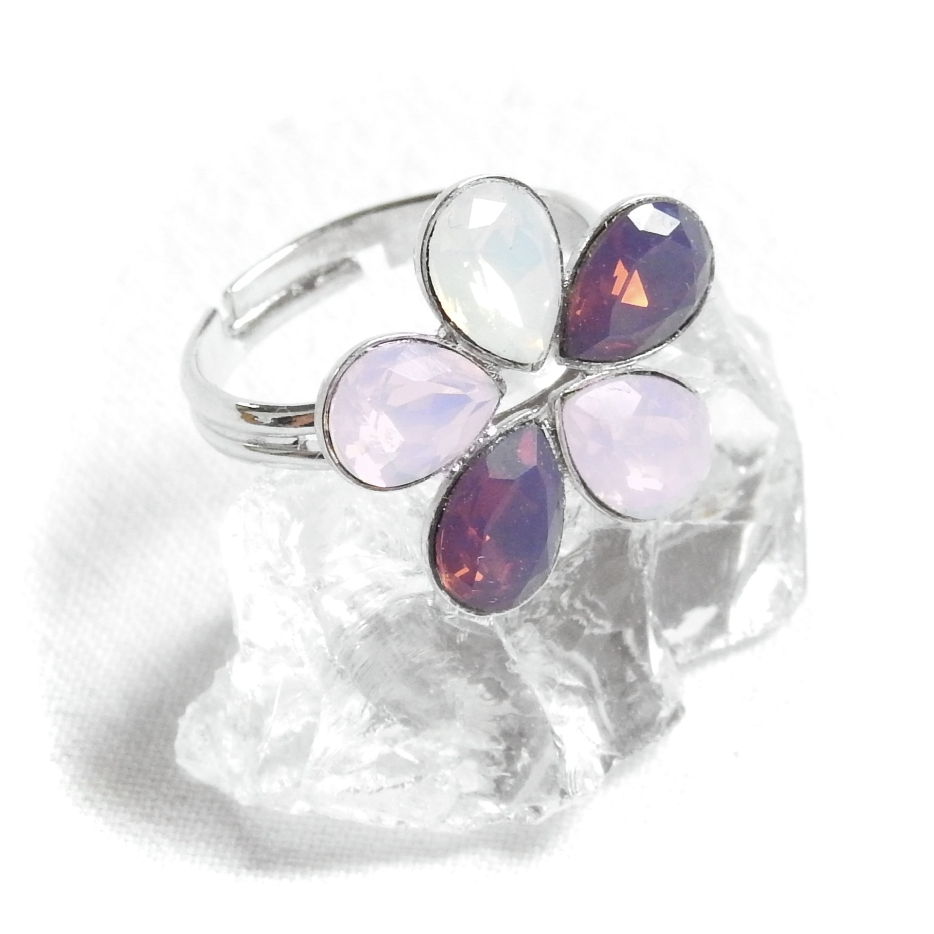 Malý matný fialovo-růžový kytičkový prsten