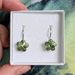 Zelené kytičky- JEDEN KÁMEN