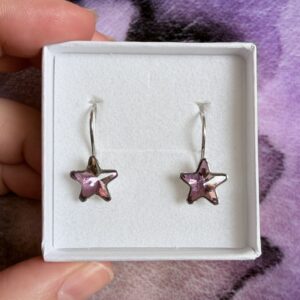 Střední hvězdičky LIGHT AMETYST- JEDEN KÁMEN