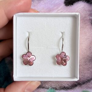 Světle růžové kytičky- JEDEN KÁMEN